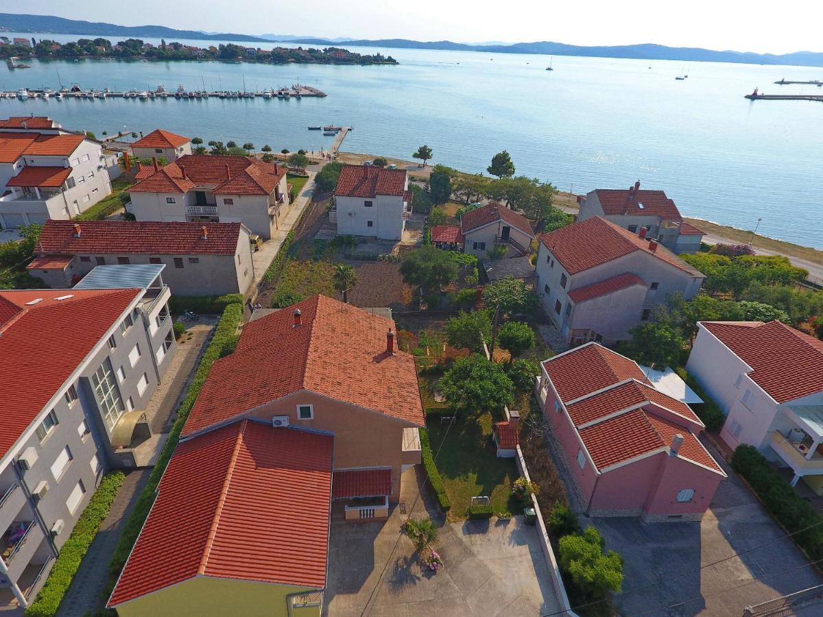 Apartmani Dane Sukošan Dış mekan fotoğraf